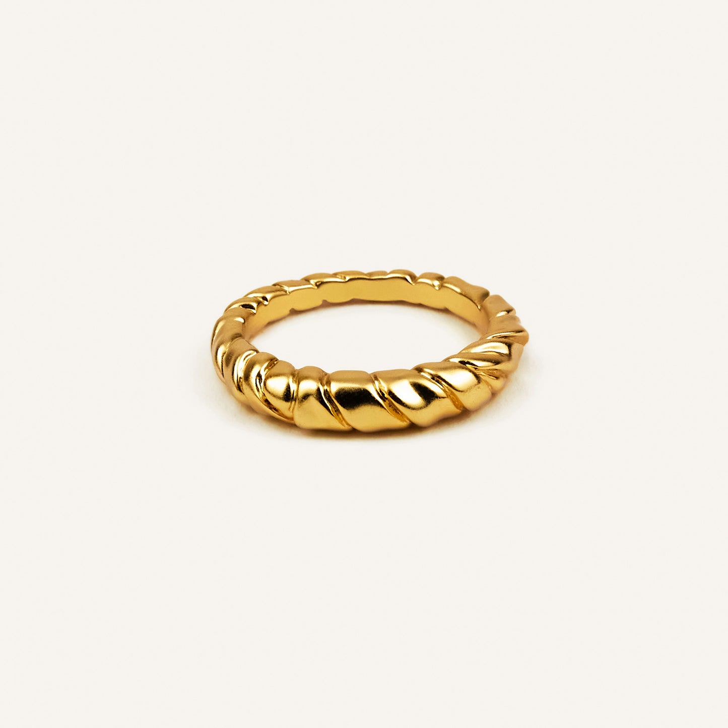 THE ROPE MINIMAL GOLD RING